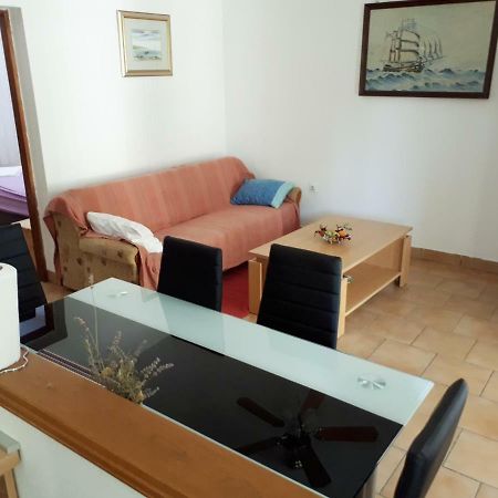 Апартаменты Apartman Fox Пировац Экстерьер фото